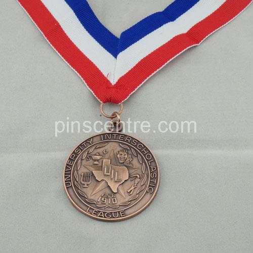 Antique Medal With Zinc Alloy