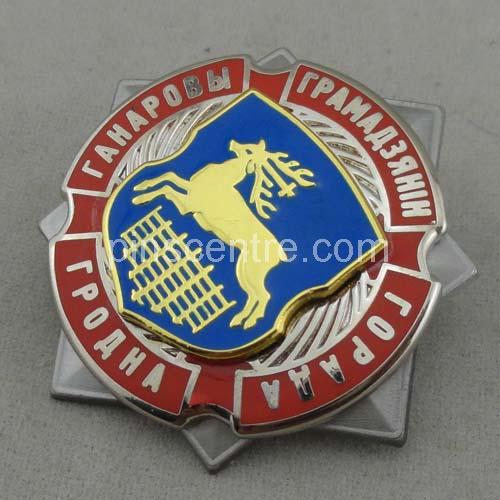  Custom Made Souvenir Badges